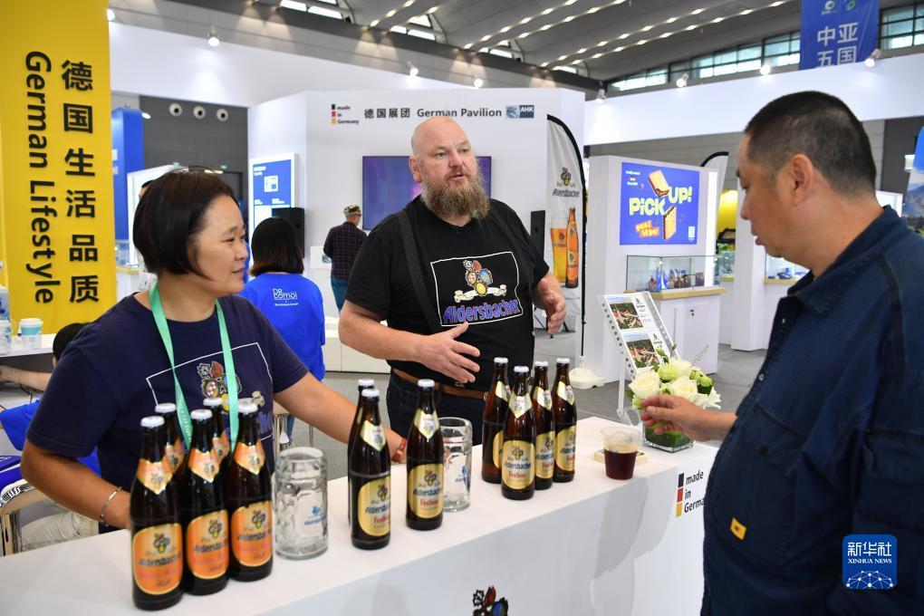 希尔顿游戏糖果